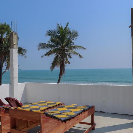 Appartement Benzai Surf à Baie d'Arugam Extérieur photo