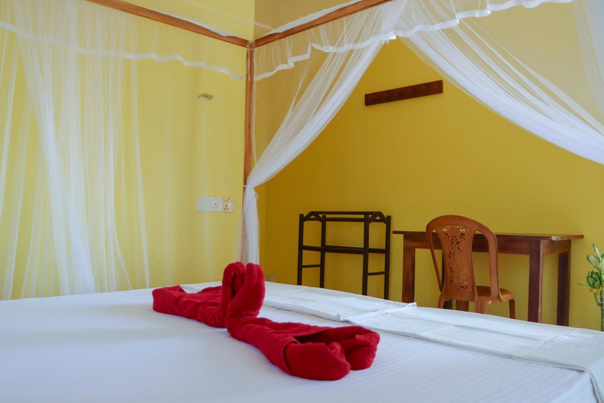 Appartement Benzai Surf à Baie d'Arugam Extérieur photo